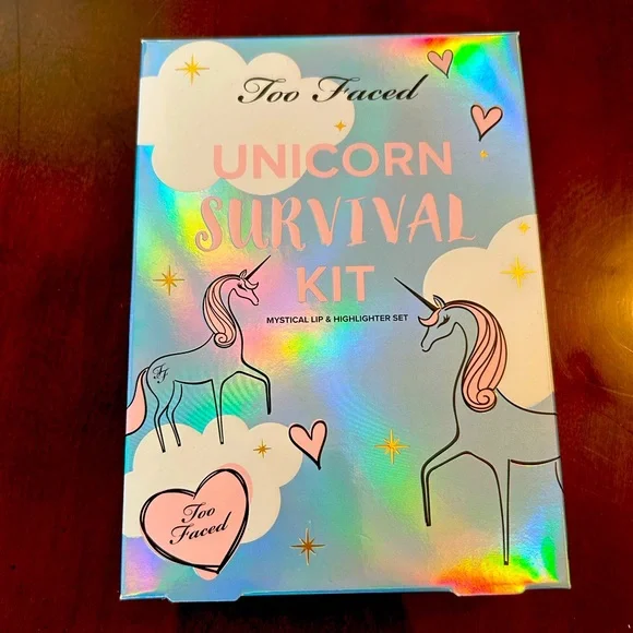 Too Faced Unicorn Survival Kit - Picture 2 of 8
